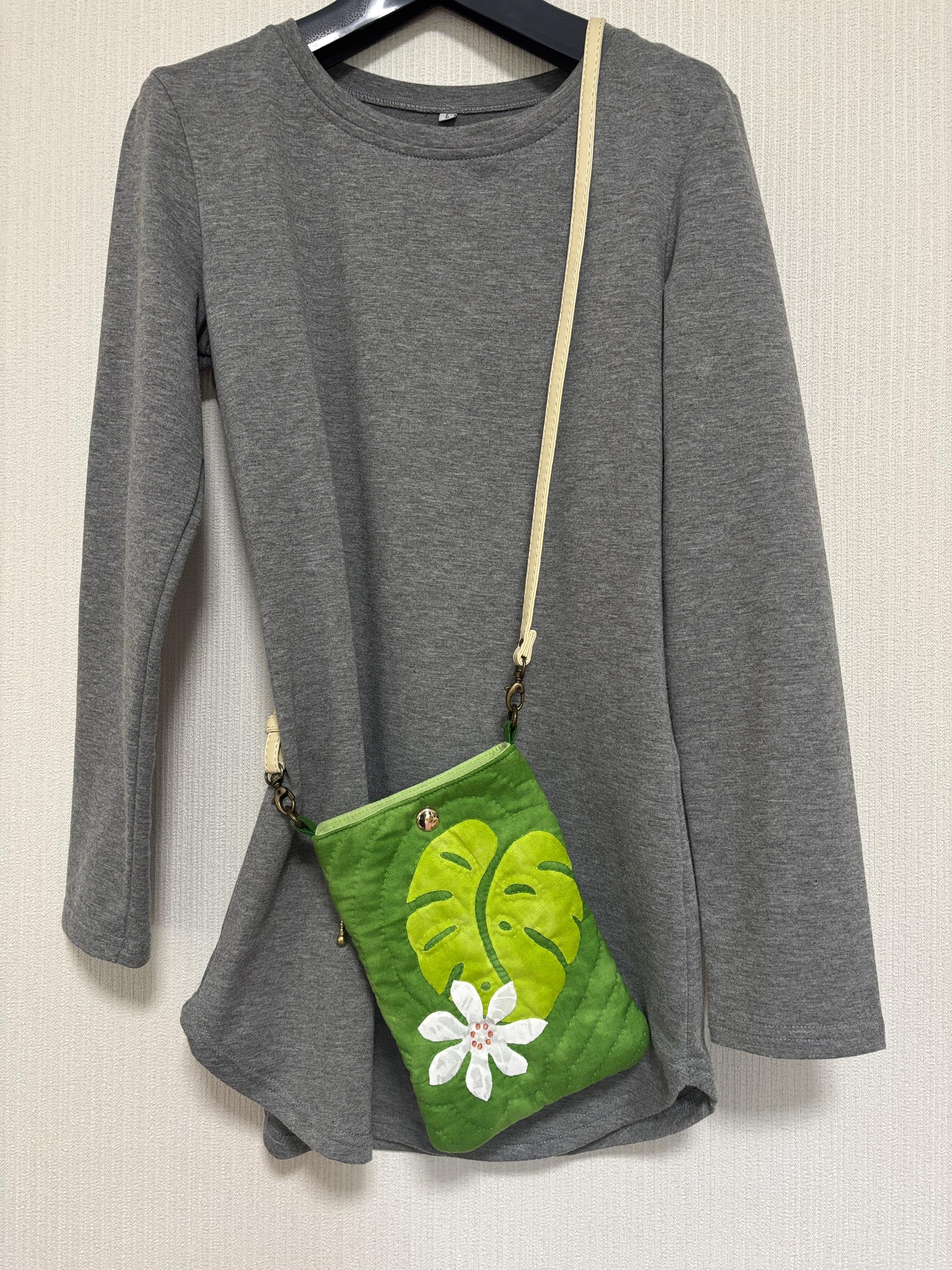 スマホショルダー ハワイアンキルト モンステラ | 10枚目