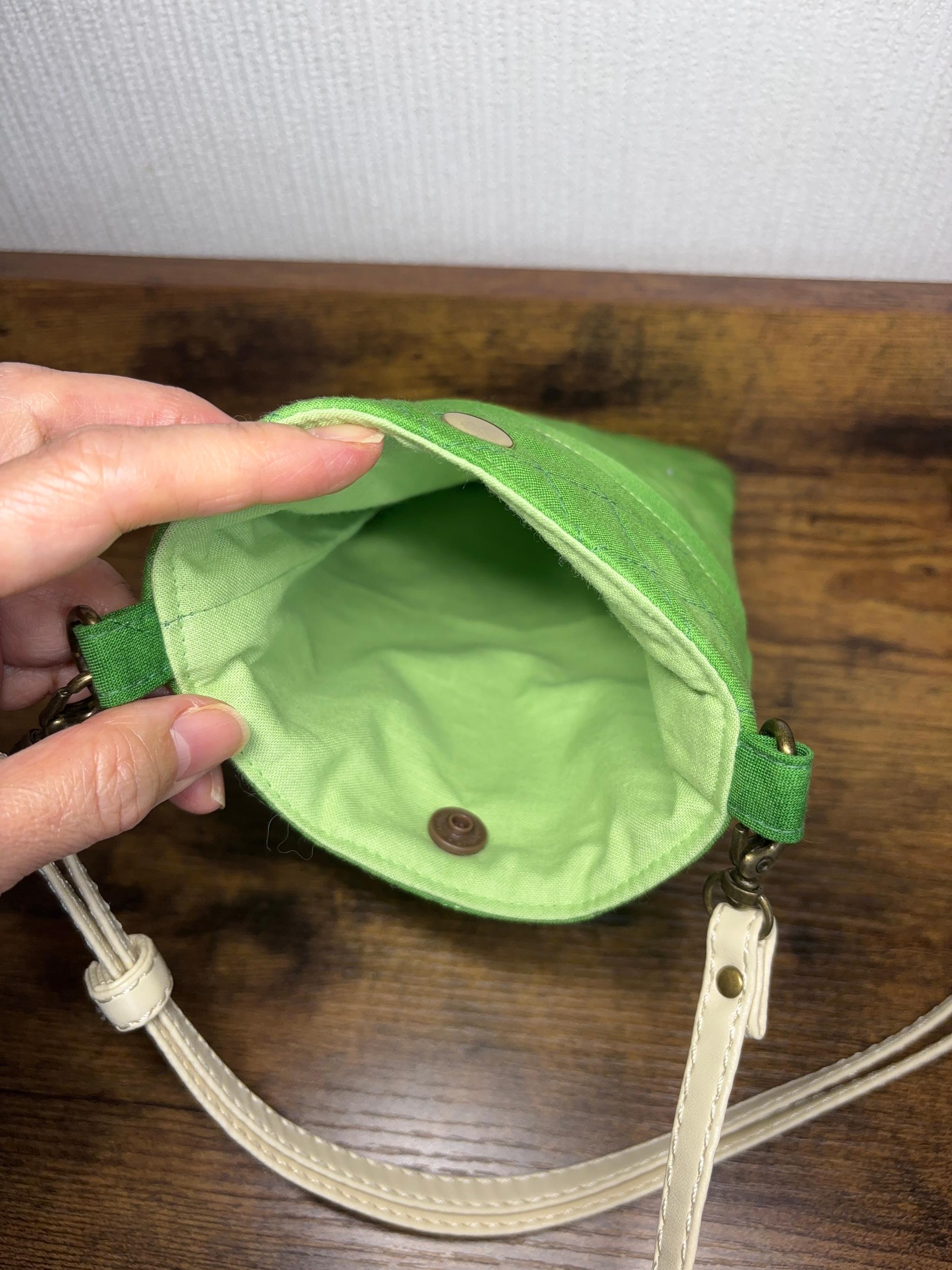 スマホショルダー ハワイアンキルト モンステラ | 5枚目