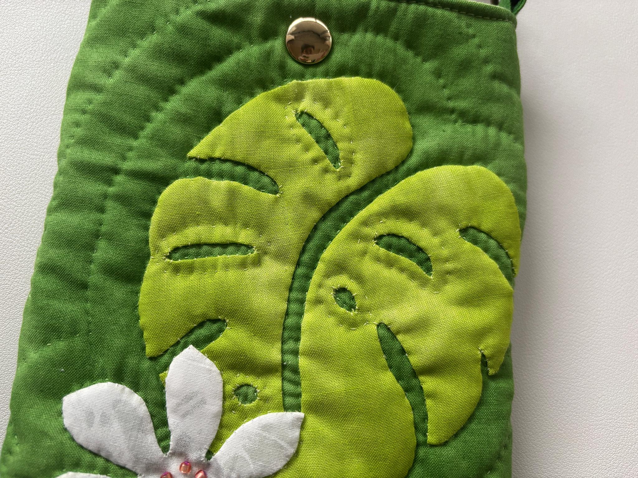 スマホショルダー ハワイアンキルト モンステラ | 6枚目