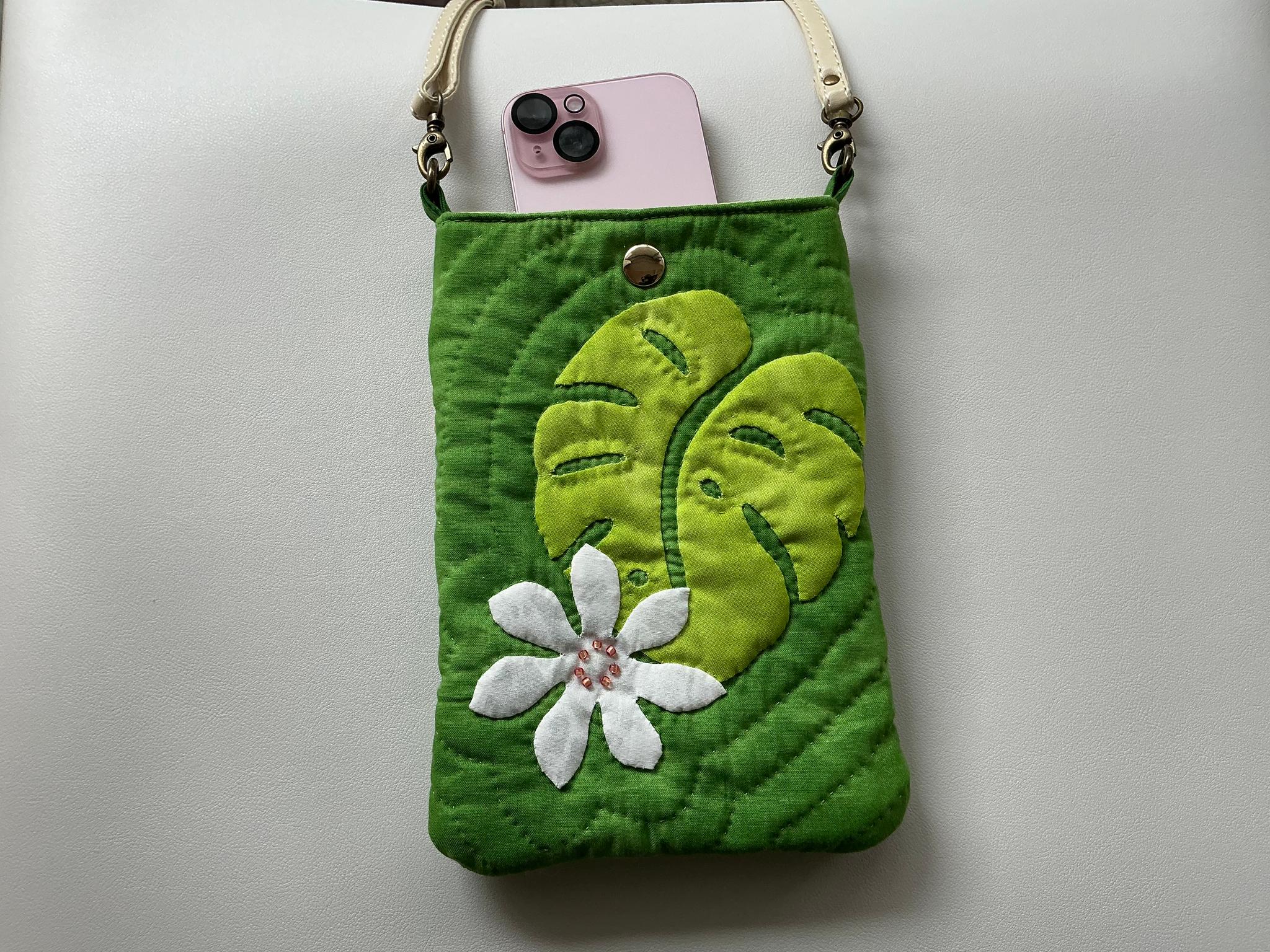 スマホショルダー ハワイアンキルト モンステラ | 8枚目